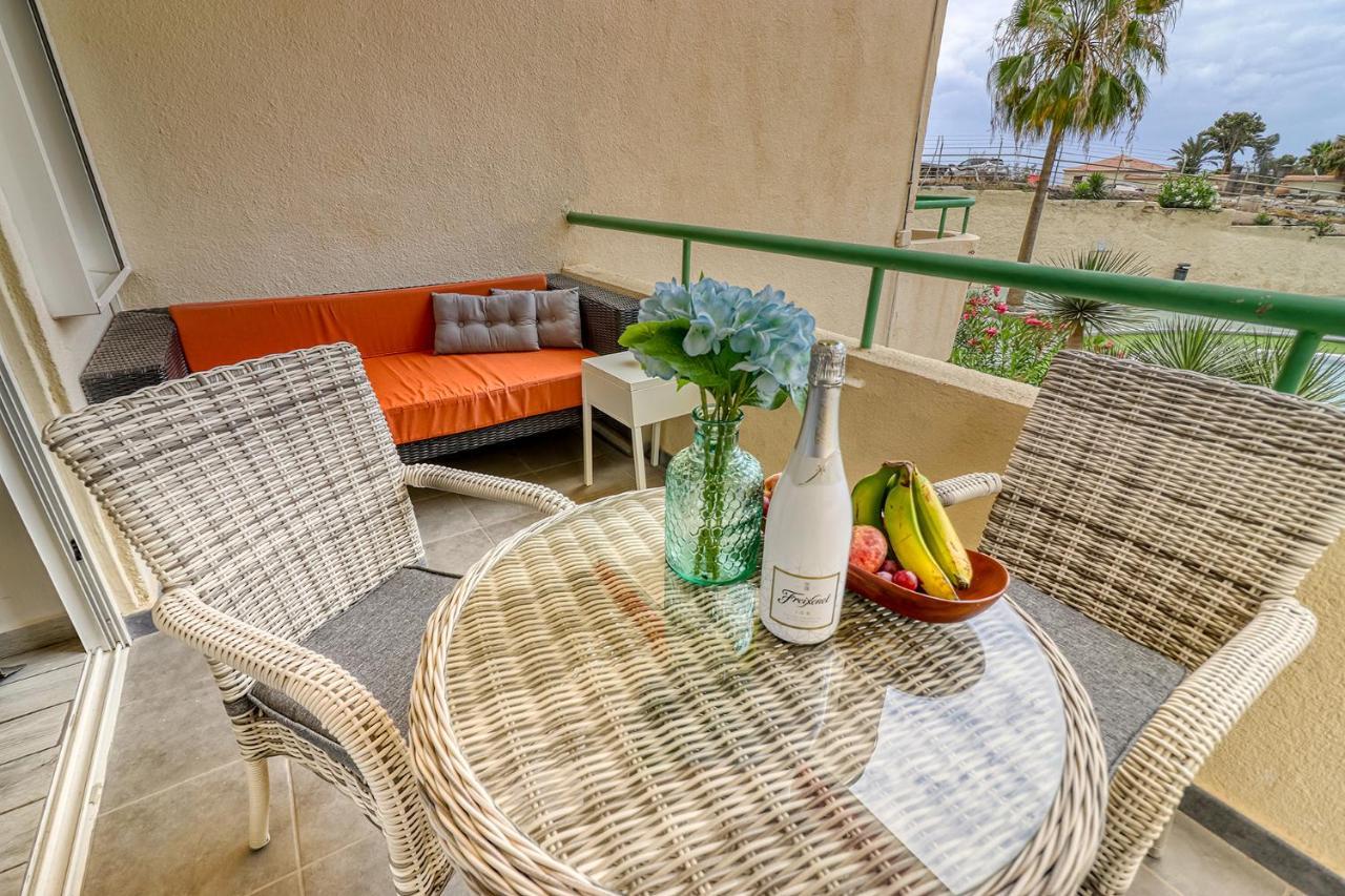 Modern Apartment With An Addictive Terrace View Los Cristianos  Dış mekan fotoğraf